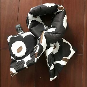 Marimekko Black and White Floral Scarf